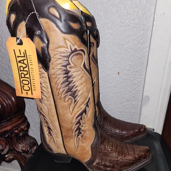 Corral Women's Over the Knee Caiman Boots in Brown and Tan - Picture 3 of 4